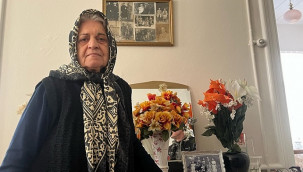 Lehçeyi bilen son temsilcilerden, manilerle kültürünü yaşatıyor