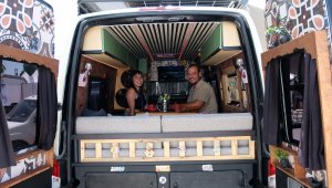 İşlerinden istifa edip, karavan hayatına geçen çift, Türkiye'yi geziyor