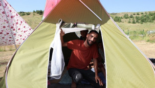 2 bin 200 metre yükseklikteki yaylada çadır tatili