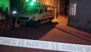 Nurcan Özkul'u öldürüp kendini iple tavana astı