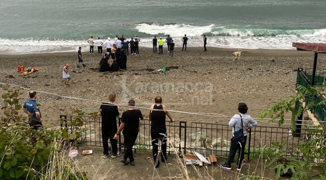 Dalgalara kapılan çocuk, denize sürüklenip kayboldu