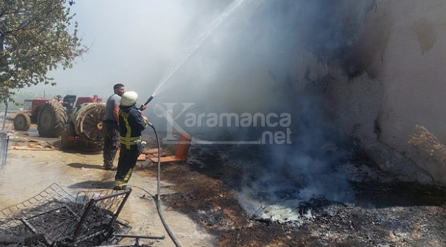 İkametin çatısında yangın çıktı
