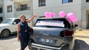 Kanseri yenen Pelin hemşire, şehir turu atarak kutlama yaptı