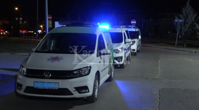 Kavgada birbirini bıçaklayan 2 kişi yaralandı