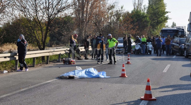 TIR, körpüden uçtu; 1 ölü, 2 yaralı