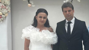 20 günlük eşini öldürüp, intihar etti