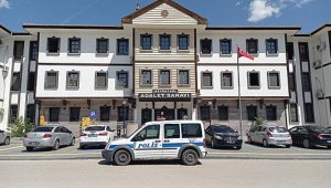 Patronunun para ve altınlarını çalan karı-koca tutuklandı