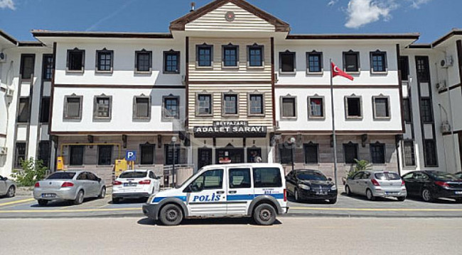 Patronunun para ve altınlarını çalan karı-koca tutuklandı