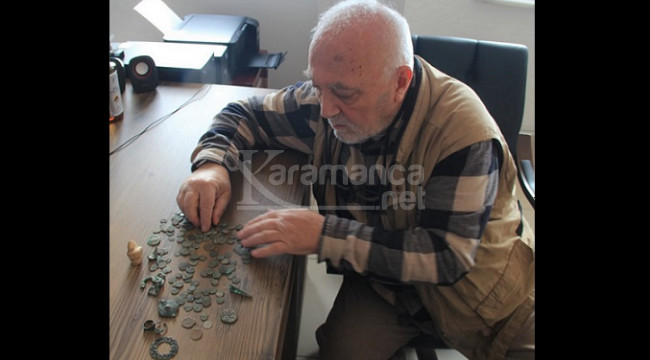 Karamanoğulları Beyliği'ni araştırırken 148 adet sikke buldu