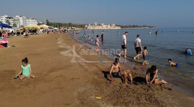 Kızkalesi'nde kasım ayında deniz keyfi