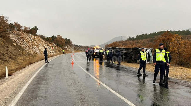 Konya'da okul servisi devrildi; 28'i öğrenci 29 yaralı
