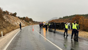 Konya'da okul servisi devrildi; 28'i öğrenci 29 yaralı