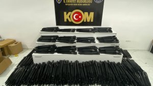 Konya'da yüzlerce tüfek ve tabanca ile silah parçaları ele geçirildi