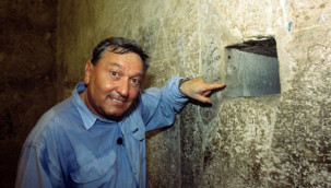 Yazar Erich von Daniken yaşamını yitirdi
