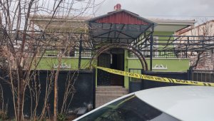 Eşini, alacakları araç nedeniyle çıkan tartışmada vurmuş