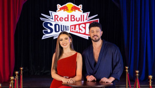 Hadise ve Murat Boz'la başlıyor