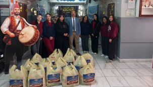 Lise öğrencilerinden örnek davranış