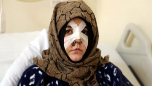 Kaldırım taşı 'silah' sayıldı