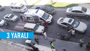 Kontrolden çıkan otomobil park halindeki araçlara daldı