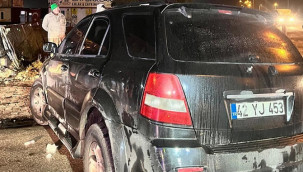 Ereğli'de cip, iş yerinin bahçe duvarına çarptı: 4 yaralı