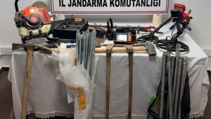 Kaçak kazı yapan 5 şüpheli yakalandı