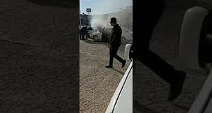 Otomobil kendiliğinden alev aldı